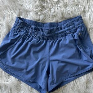 Lululemon size 10 shorts
